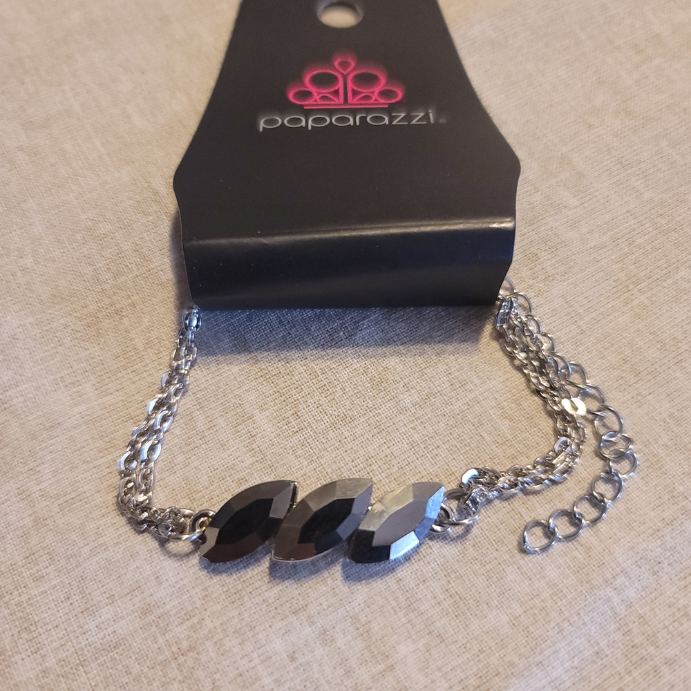 Paparazzi Chic Black and Silver Bracelet